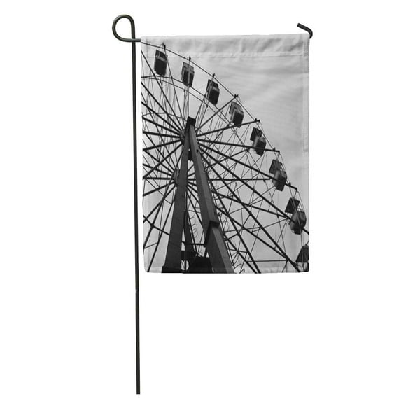 NUDECOR Ferris Wheel in Bulvar Deniz Kenari Milli Park Baku Azerbaijan Garden Flag Decorative Flag House Banner 28x40 inch