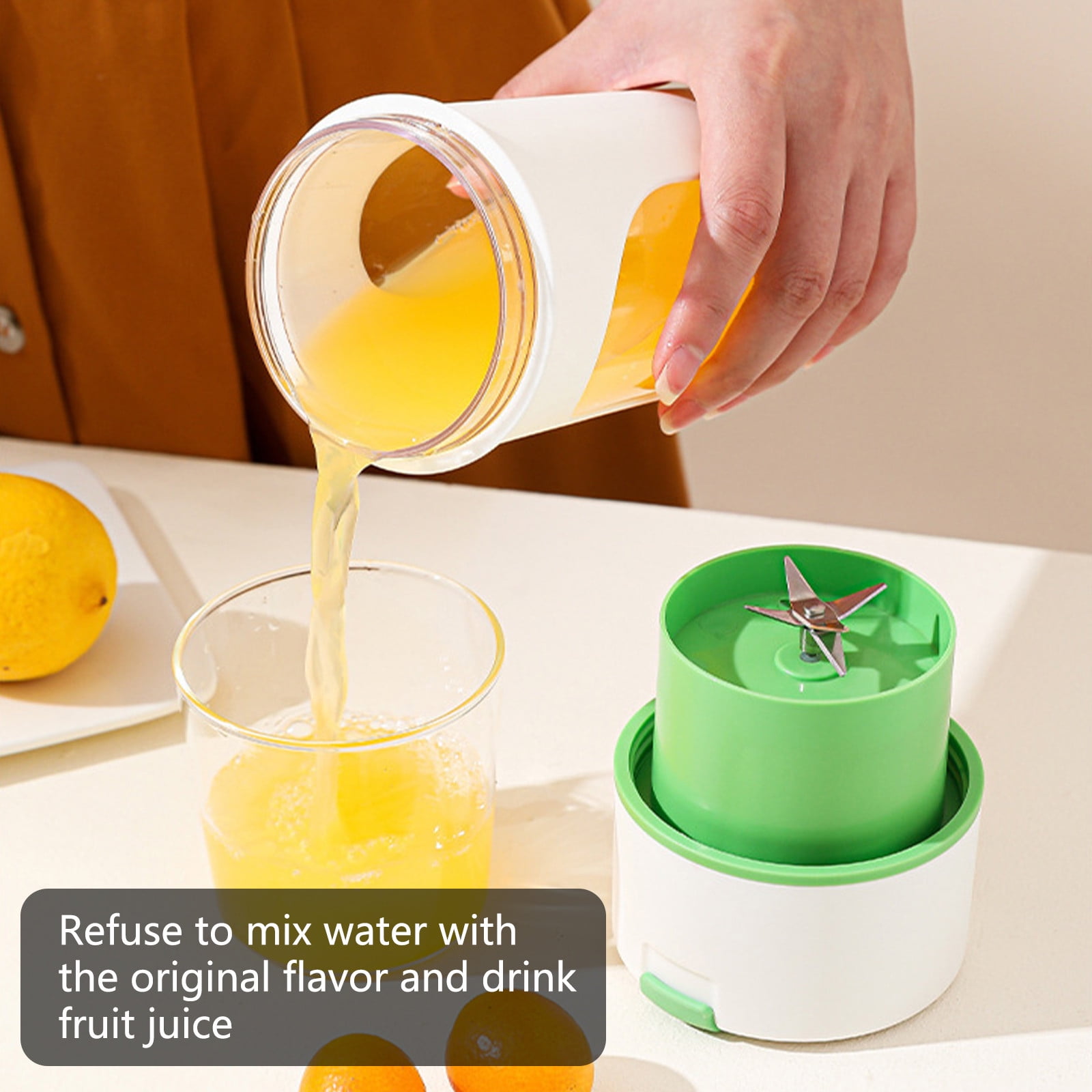 Orange Juicer Machine Small Juicing Cup with USB Charging 480 ml Capacity 6-Blade Head Portable Electric Citrus Press