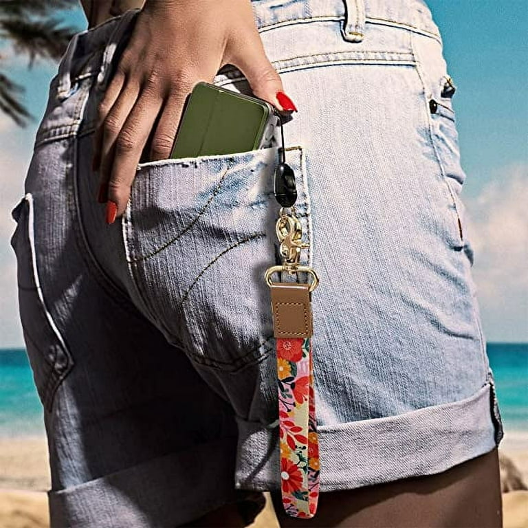 Key chain clearance holder for wrist