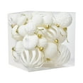 thumbnail image 1 of Bolas Navideñas de Flocado con Formas Especiales, 36 Adornos Pintados de Terciopelo Rojo | Decoraciones Navideñas de Tela Suave | Adornos para Árbol Multifuncionales, Guirnaldas y Centros de Mesa, 1 of 6