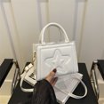 thumbnail image 4 of Bolso bandolera de hombro con hendidura de cinco estrellas y diseño de nicho de moda coreana, nuevo bolso cuadrado pequeño de alto valor para otoño de 2025, 4 of 5
