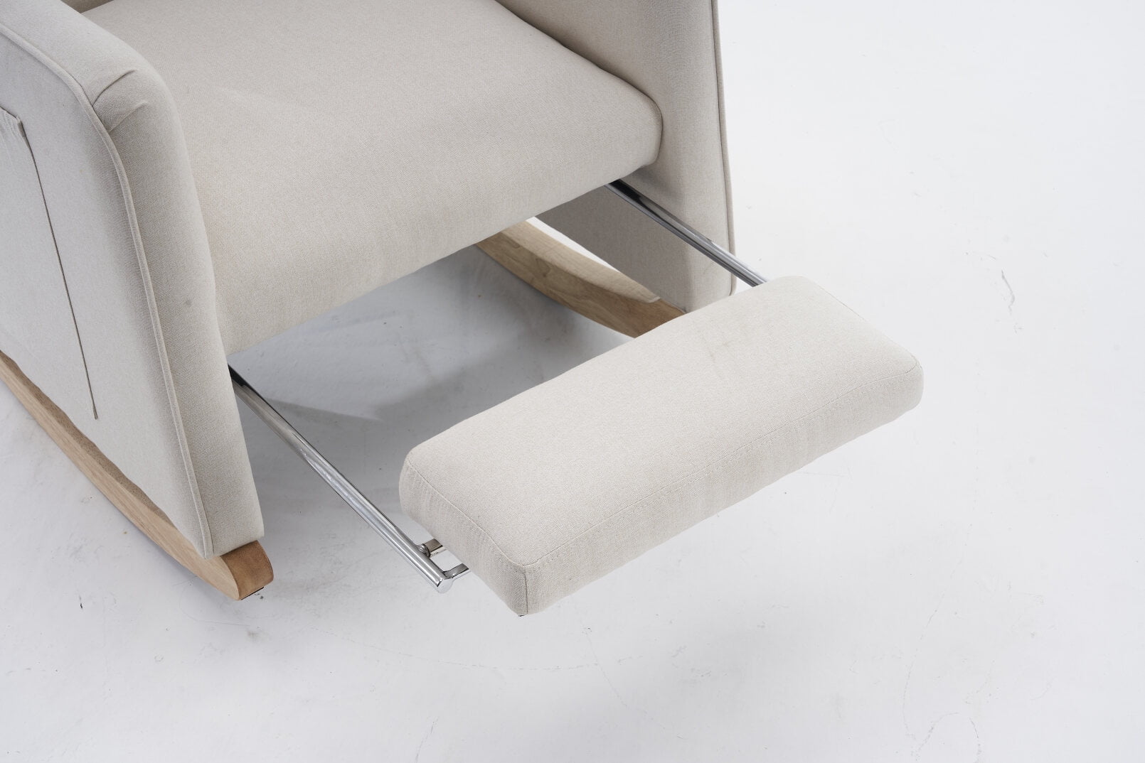Cotton Linen Rocking Chair with Pull Out Footrest, Side Pockets and Non-slip Mats Legs for Living Room, Bedroom, Nursery, Balcony, Beige