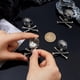 thumbnail image 3 of 4 broches y prendedores góticos plateados y dorados con forma de calavera y tibias cruzadas, estilo punk, de aleación. Ideales para decorar abrigos, chaquetas y otros atuendos de hombre y mujer., 3 of 9