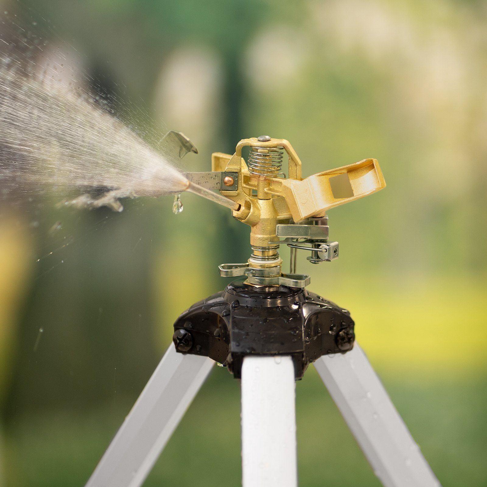 Impact Sprinkler on Tripod Base, Heavy Duty Tripod Sprinklers with Brass Head & 3/4" Connector, 360° Large Area Coverage Irrigation Sprinkler, Adjustable Heights 22-50 in, Lawn Garden Sprinkler Gray