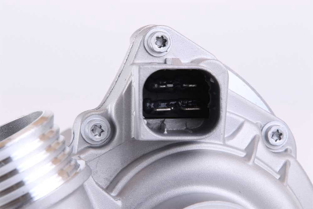 Nissens 831075 Engine Auxiliary Water Pump