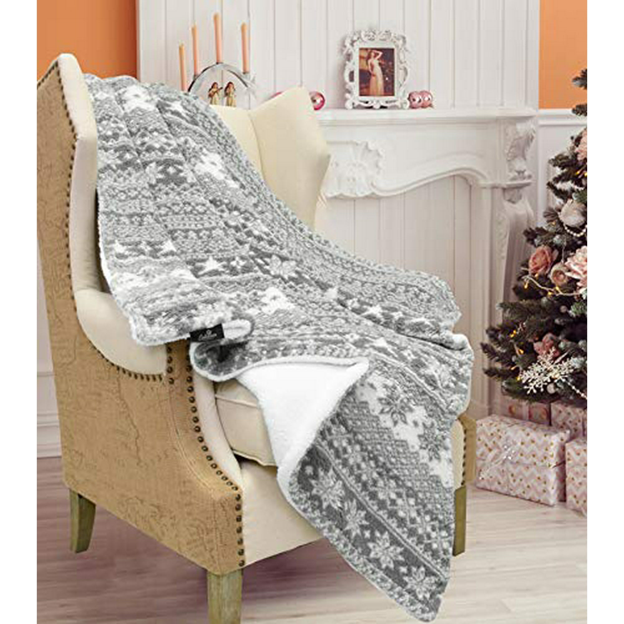 Catalonia Christmas Sherpa Throw Blanket