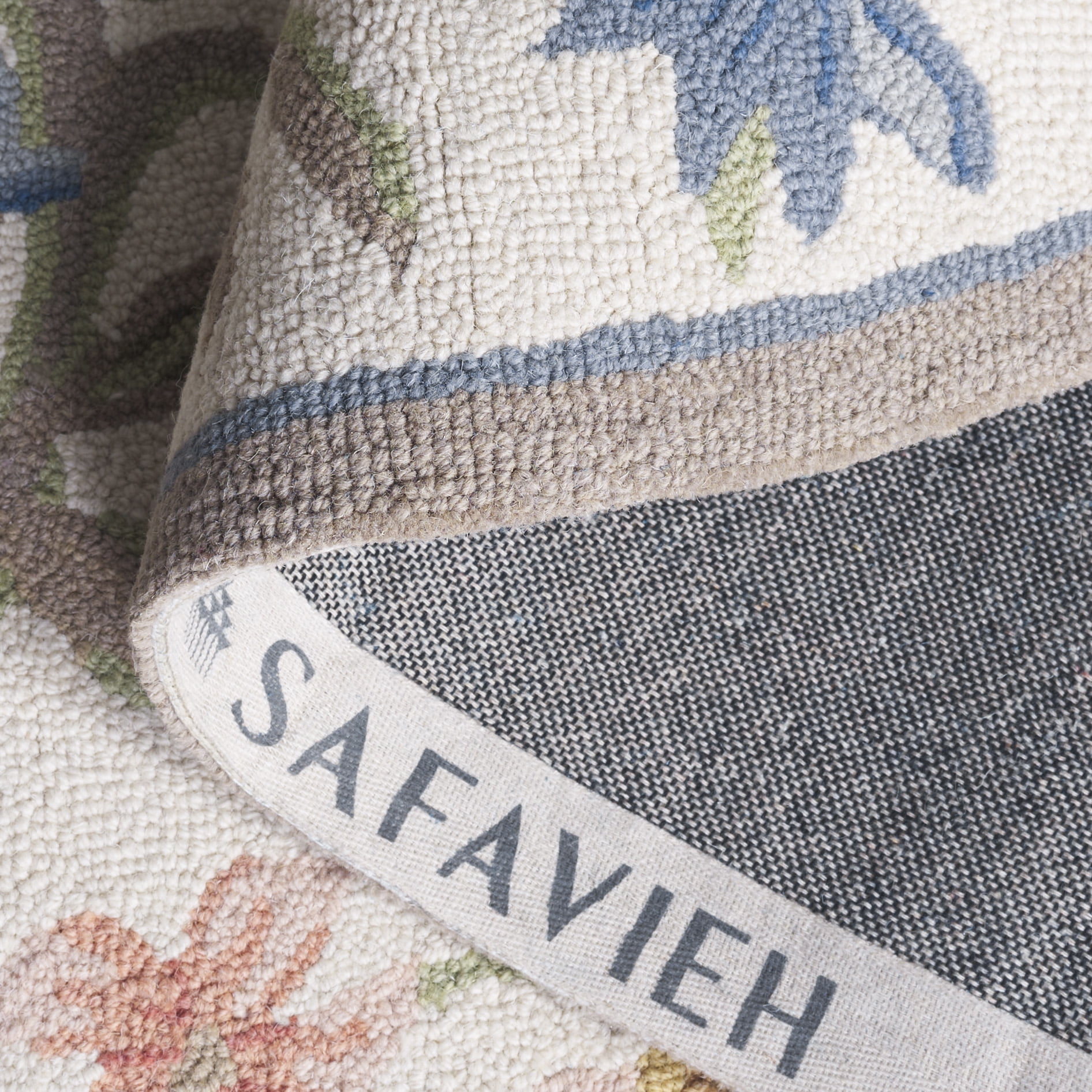 Safavieh Chelsea Baxter Bordered Wool Area Rug, Ivory, 6' x 9' Oval