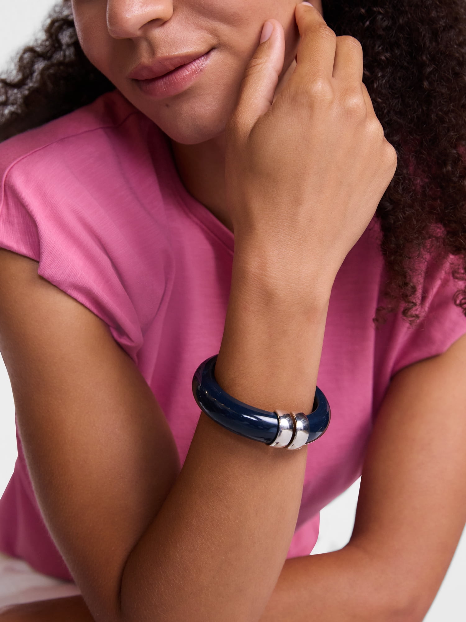 Scenario Women's Hinged Resin Bangle Bracelet