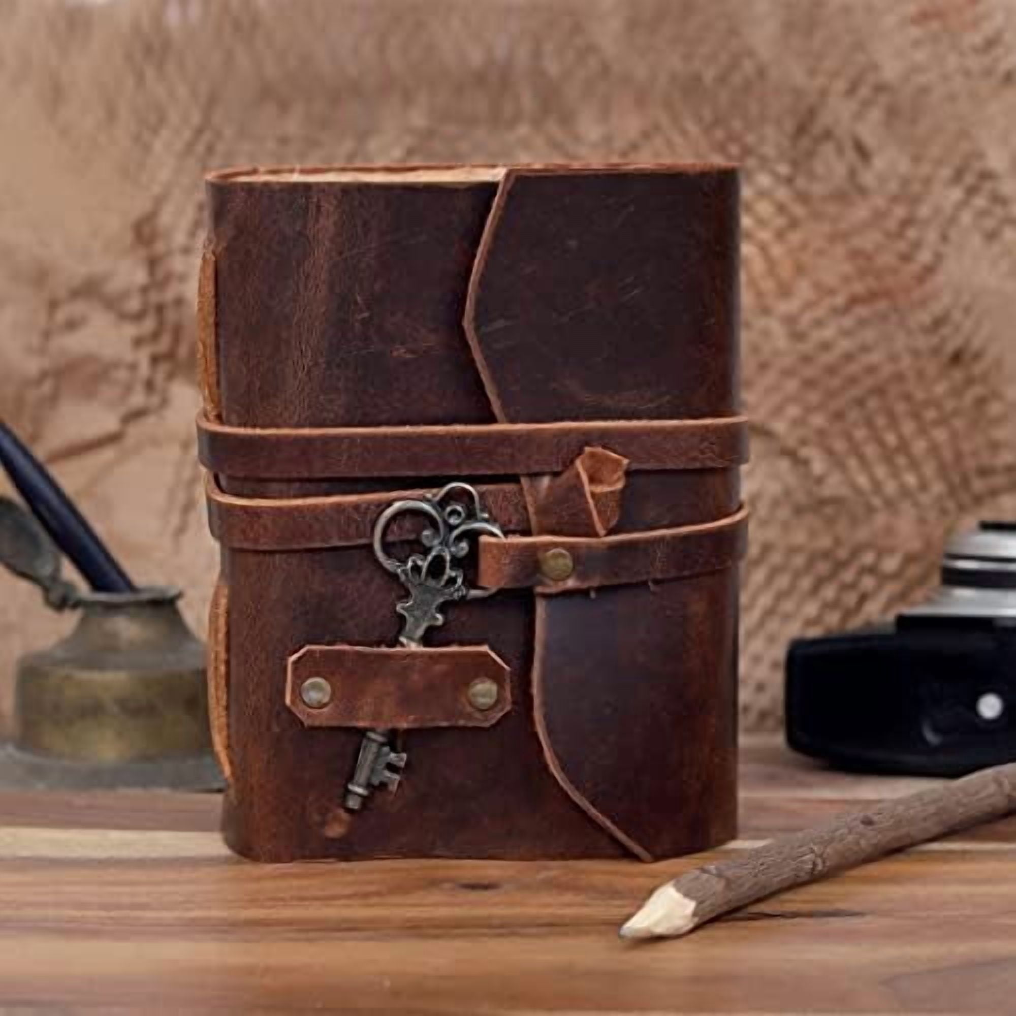 Leather Journal for Women Men, Deckle Edge Paper Leather Notebook of 180 GSM, Book of Shadows Journal Blank, Leather Bound Journal diary (Brown)
