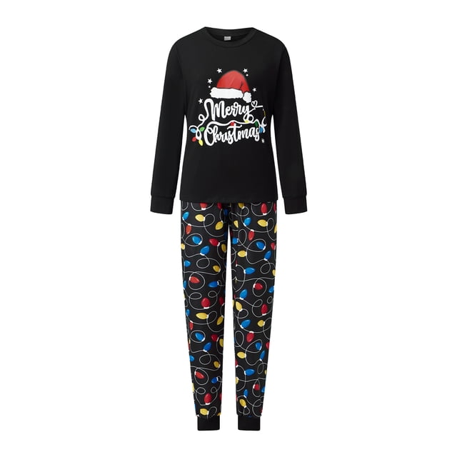Conjunto de pijamas navideños familiares a juego con estampado de luces de guirnalda de letras. Pijamas de vacaciones para papá, mamá y niños.
