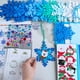 thumbnail image 3 of Kit de manualidades navideñas Winlyn, 24 juegos de adornos con forma de copos de nieve, 3 of 9