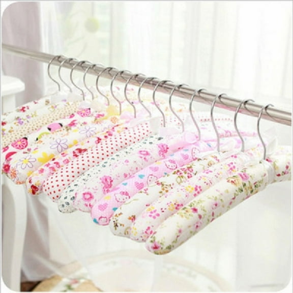 Padded Clothes Hangers for Sweaters – Women Padded Coat Hangers- Foam Hanger Non Slip Satin Canvas Covers for Adults Wedding Bridesmaid (Pack of 5) Color random