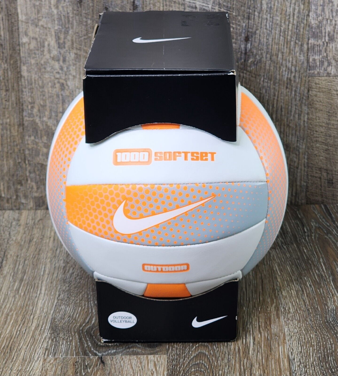 Nike Unisex - Adult 1000 Volleyball