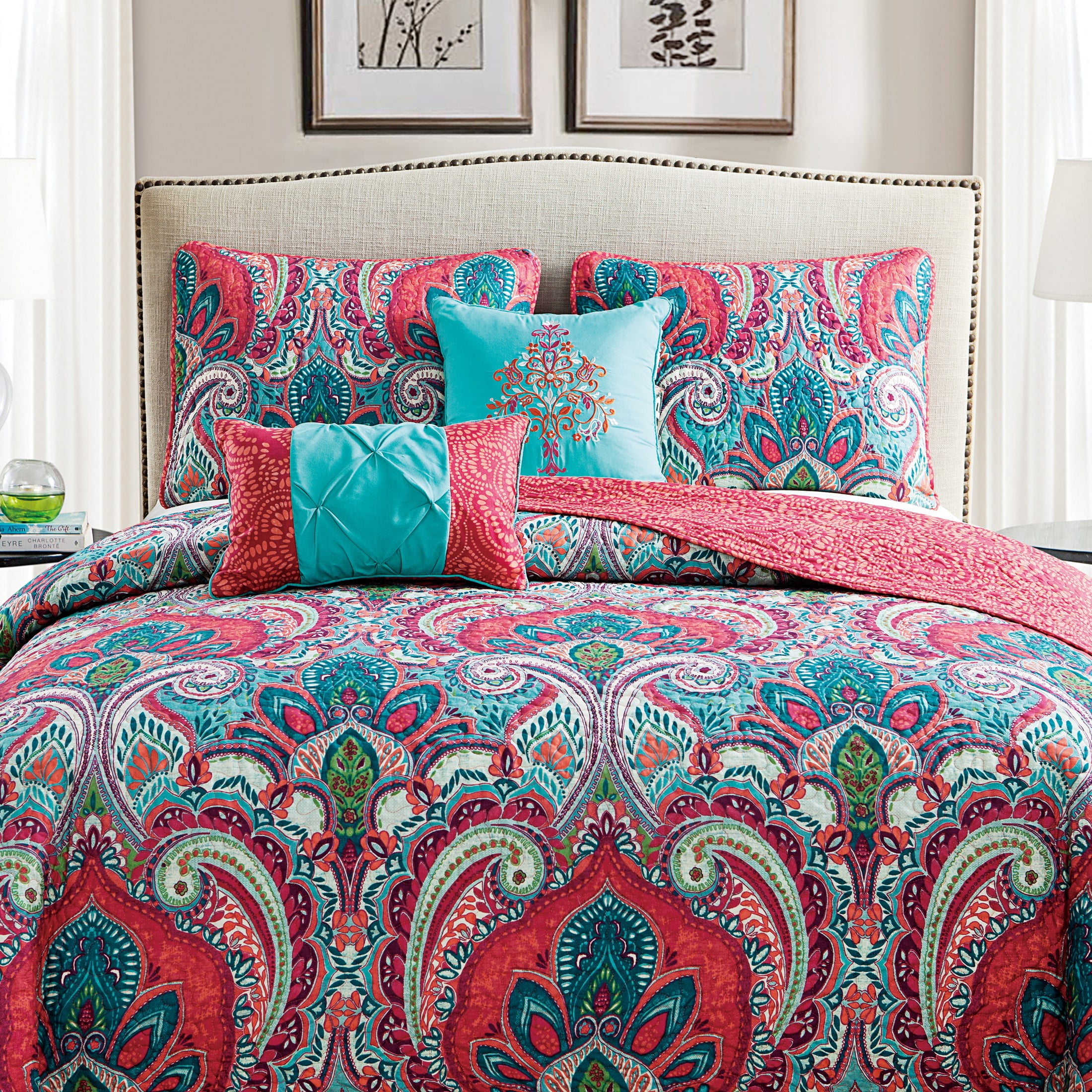 VCNY Home Casa Real 5-Piece Multicolor Damask Reversible Quilt Set, King, Adult, Unisex