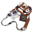 thumbnail image 4 of Bandolera Wrangler con estampado de vaca para mujer, color marrón Montana West, 4 of 6