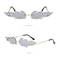 thumbnail image 4 of Gafas de sol de llama de fuego con espejo sin montura con marco de metal para mujeres y hombres Sincero  Hogar, 4 of 5