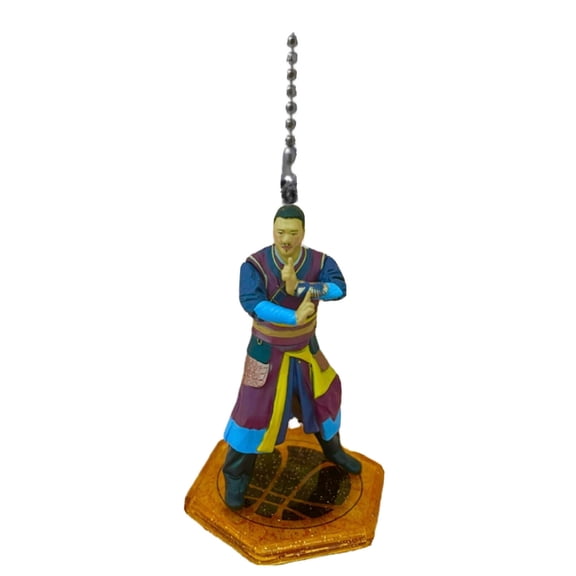 Wong Fan Lamp Pull Pvc Figure Doctor Strange Multiverse Of Madness Figurine New