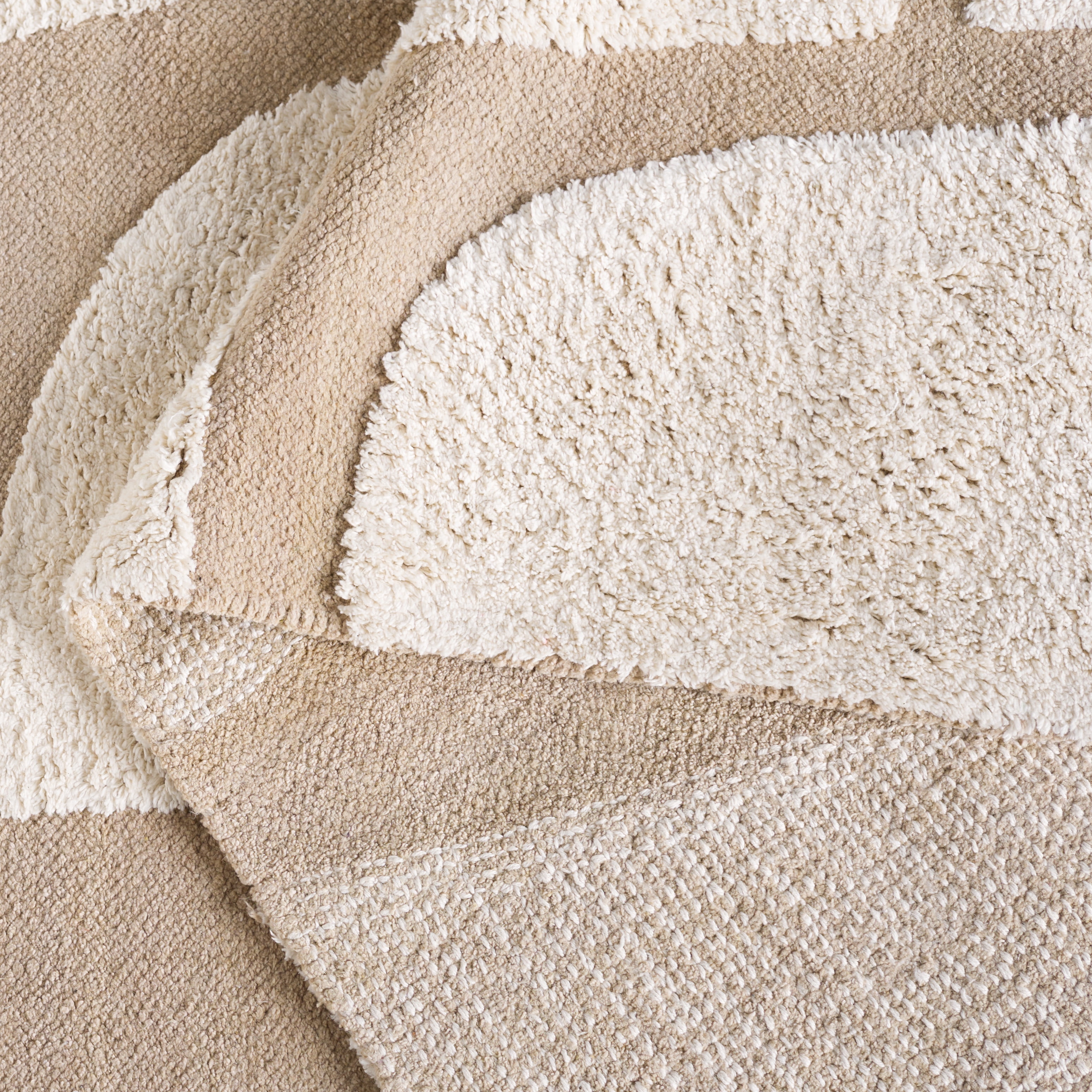 SAFAVIEH Casablanca Oraline Geometric Cotton Area Rug, Beige/Ivory, 6' x 6' Square