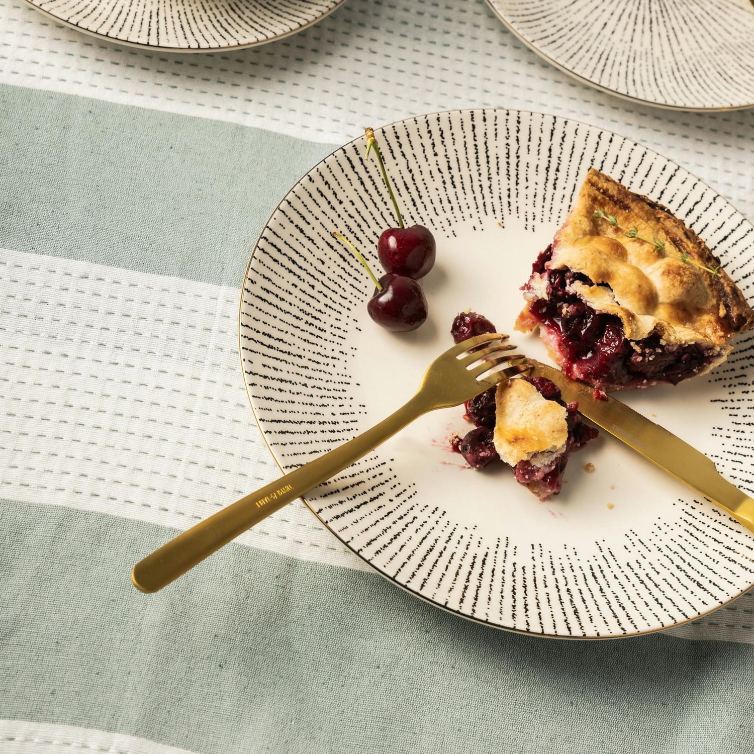 Thyme & Table Riley Collection, 12-Piece Stoneware Dinnerware Set, Dish Set