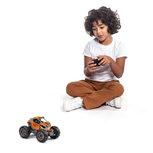 New Bright 1:18 Scale Polaris “Angry” RZR Radio Control Monster