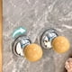 thumbnail image 4 of 2 ganchos con ventosa para bolas de dopamina | Ganchos de pared extraíbles sin perforar | Material de madera | Adhesivo fuerte | Pequeños ganchos de almacenamiento para organizar el baño, el, 4 of 6