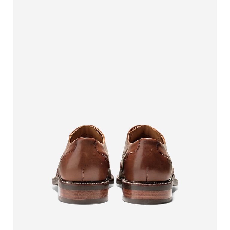 Cole Haan Men display picture 3