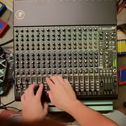 Mackie - 3204VLZ4 32-Channel/4-BUS Compact Mixer