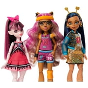 Monster High Ghoul Spirit Doll 6-Pack, Sport Theme, Collectible Set with Draculaura & 5 Other Dolls