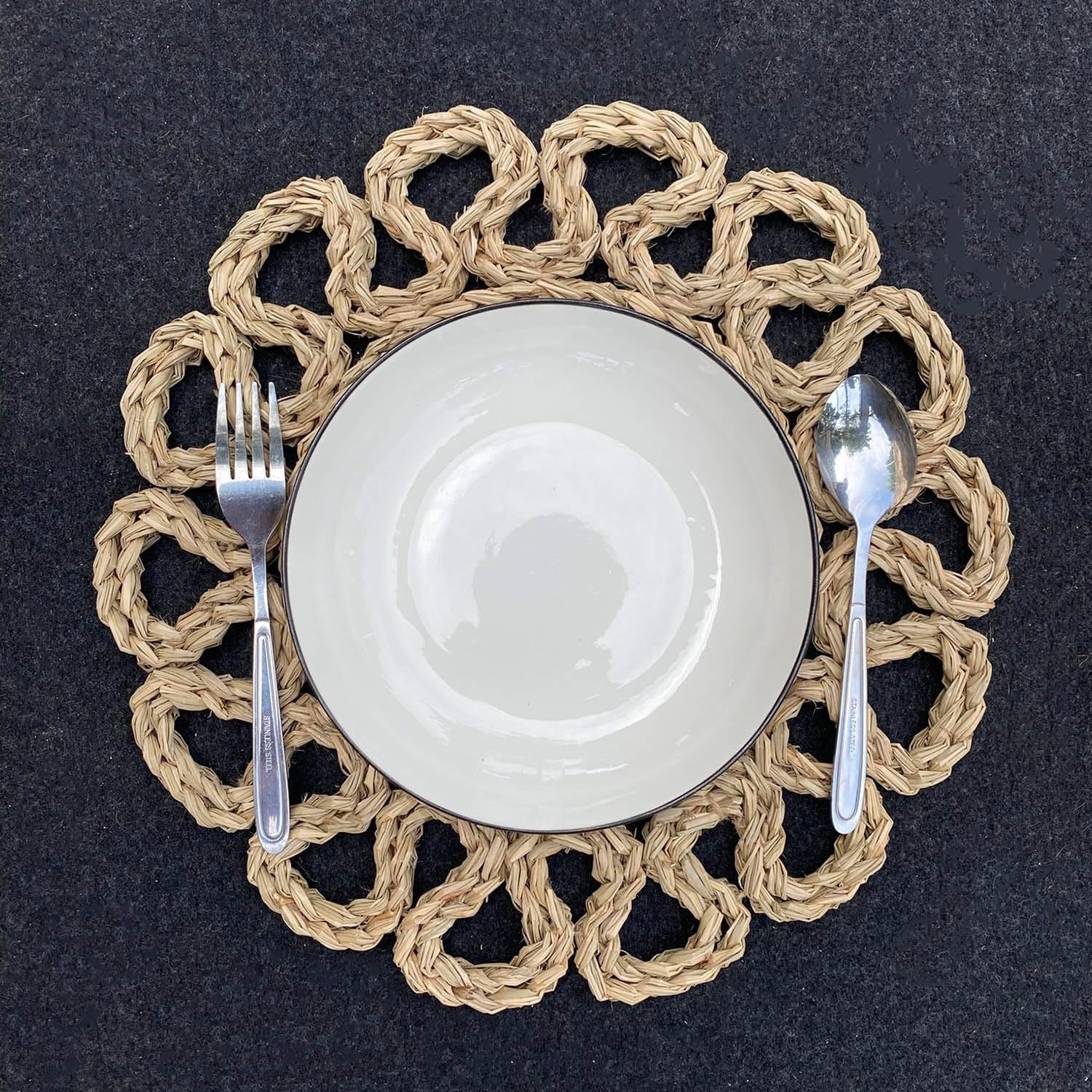 Laquedecraft 13.8" Round Rattan Seagrass Placemats | Farmhouse Spring Wicker Plate Chargers for Christmas, Dining, Party (Set of 4)