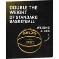 thumbnail image 4 of Balón de baloncesto de entrenamiento pesado SKLZ de 3 libras, piel sintética negra, 4 of 6