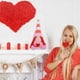 thumbnail image 5 of Gnomo de San Valentín con Forma de Corazón | Peluche con La Letra Cherish | Adorno de Corazón Rojo Melocotón de Tela Suave | Adorable Decoración de San Valentín Sin Rostro | Decoración Romántica para, 5 of 6
