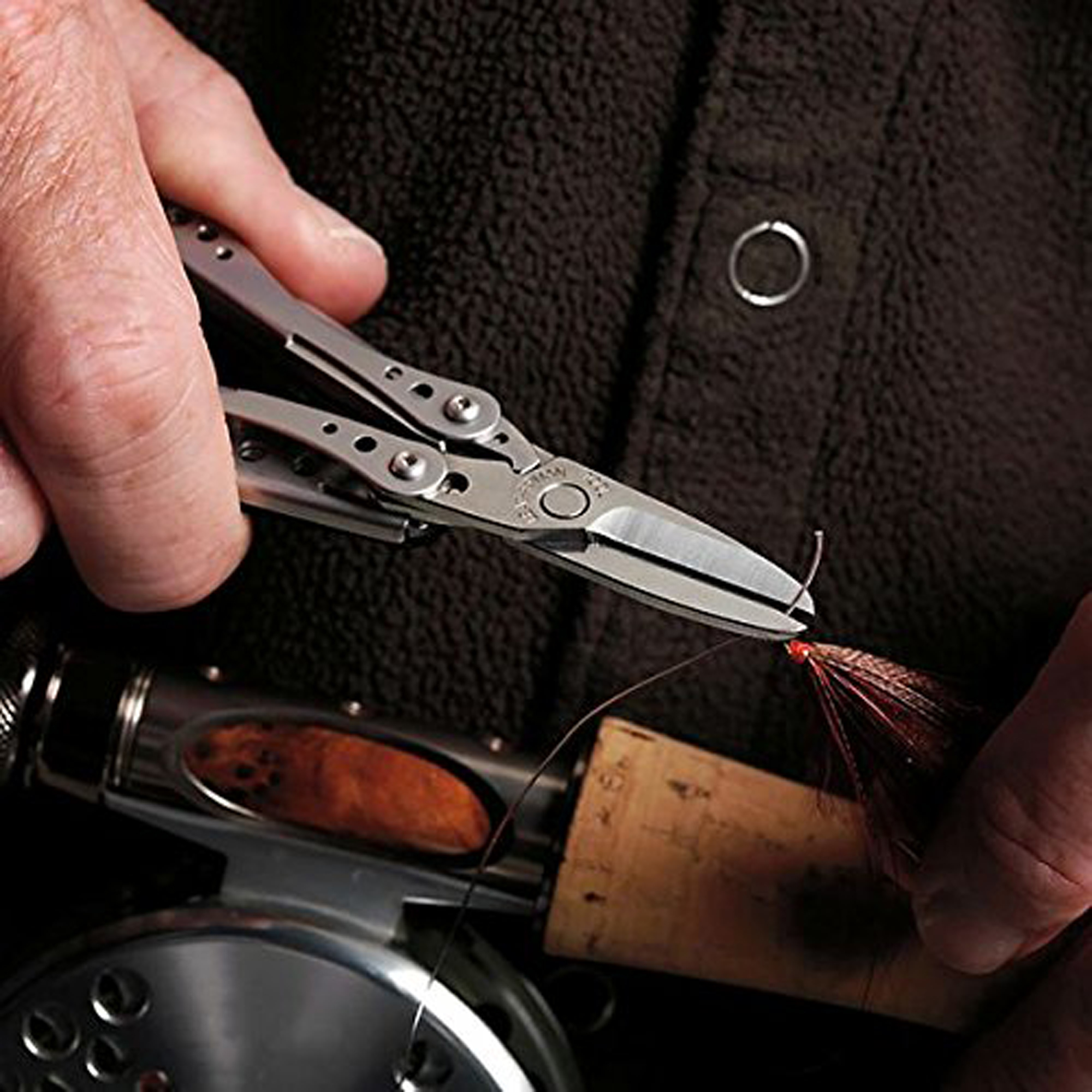 Leatherman, Style CS Keychain Multitool with Spring-Action Scissors and Grooming Tools, Stainless Steel - image 4 of 7