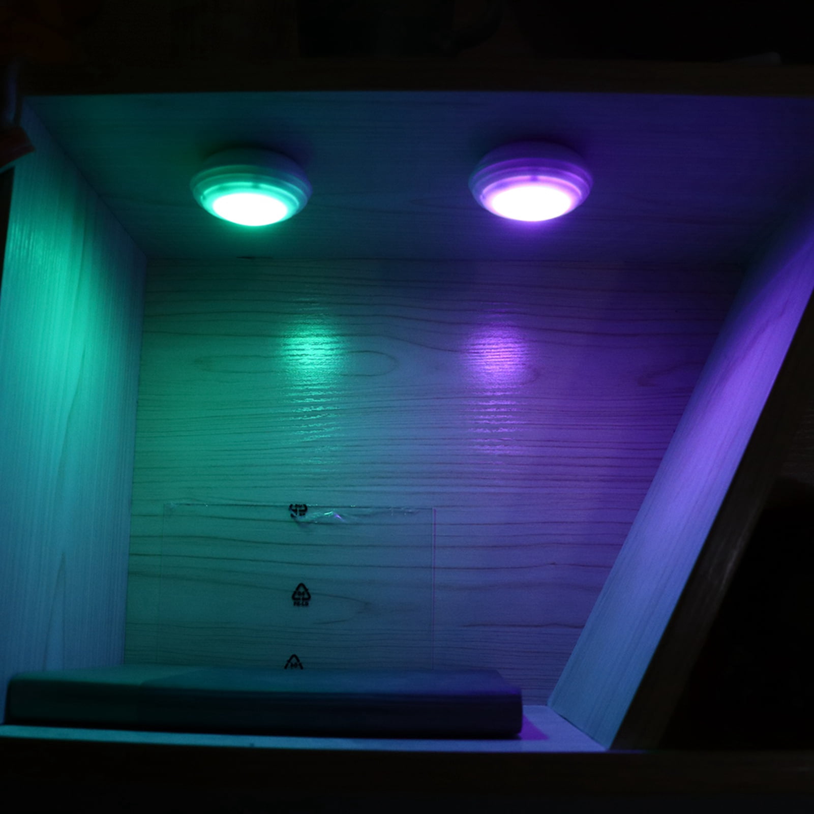 Suodoka LED Color Changing Puck Lightings Dimmable RGBW Cabinet Night Light for Kitchen Cabinet Closet, Wireless Under Cabinet Lighting with Remote Control, 6 Pack