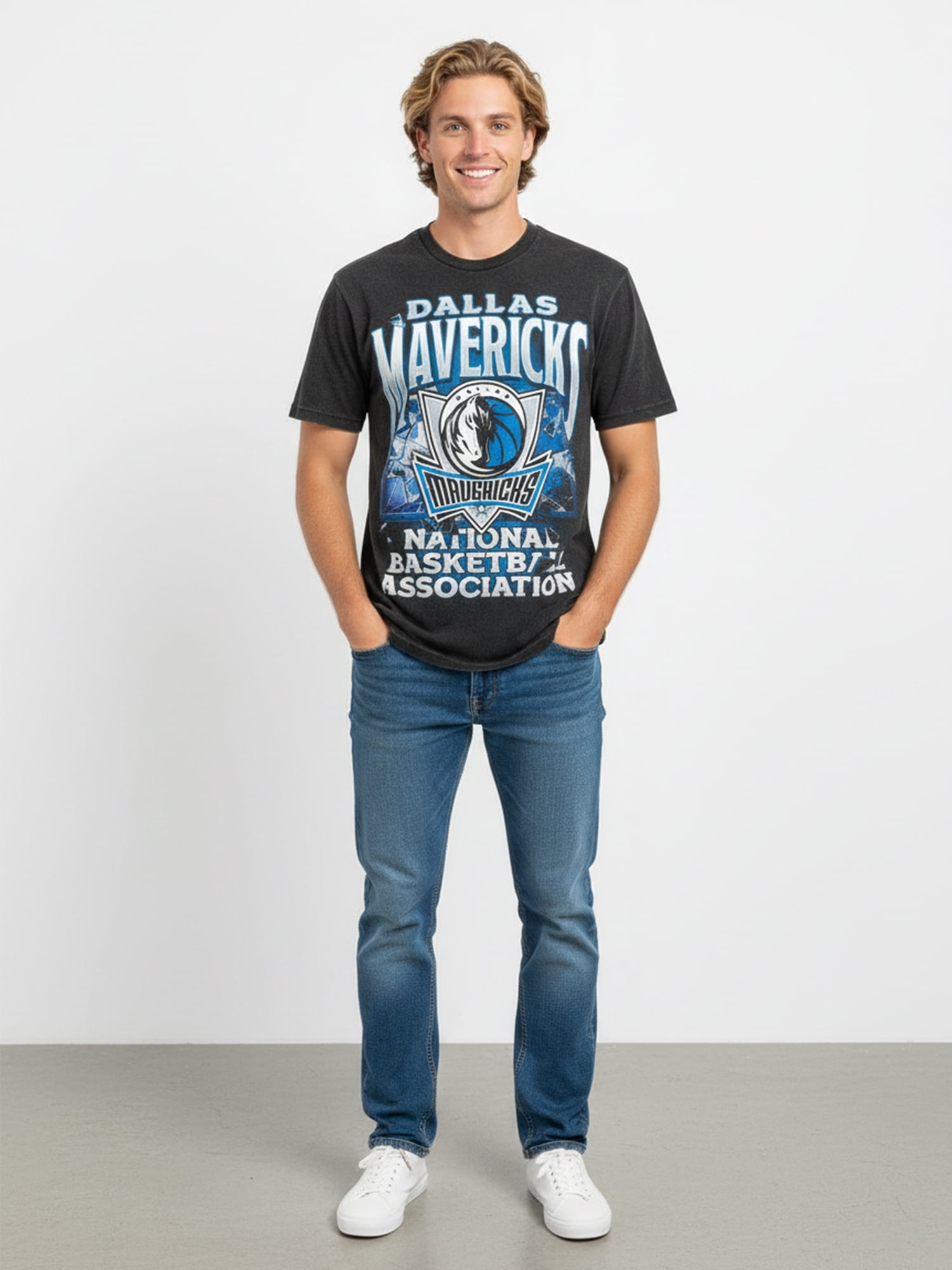 NBA Dallas Mavericks Men's & Big Men's Front & Back Boxy Fit Mineral Wash Graphic T-Shirt, Sizes XS–4XLT, 2XB–5XB