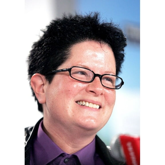 Phyllis Nagy Inside For Mrs. Harris Press Conference At Toronto Film Festival, Sutton Place Hotel, Toronto, On, September 17, 2005. Photo By Malcolm TaylorEverett Collection Celebrity