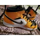 thumbnail image 2 of Size 7 - Jo r-dan 1 Mid Yellow Toe 2022, 2 of 5