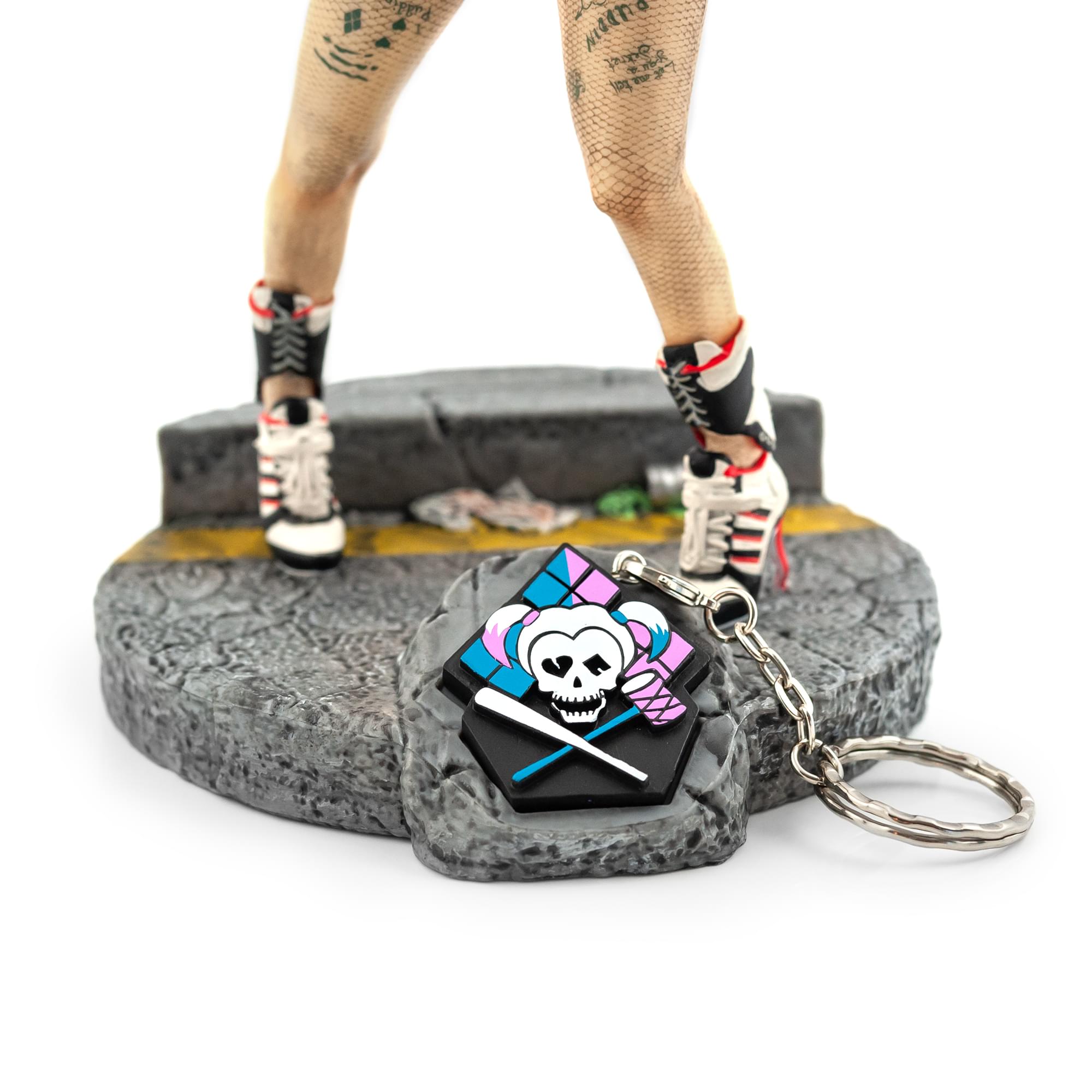 Suicide Squad Harley Quinn 10-Inch Finders Keypers Statue