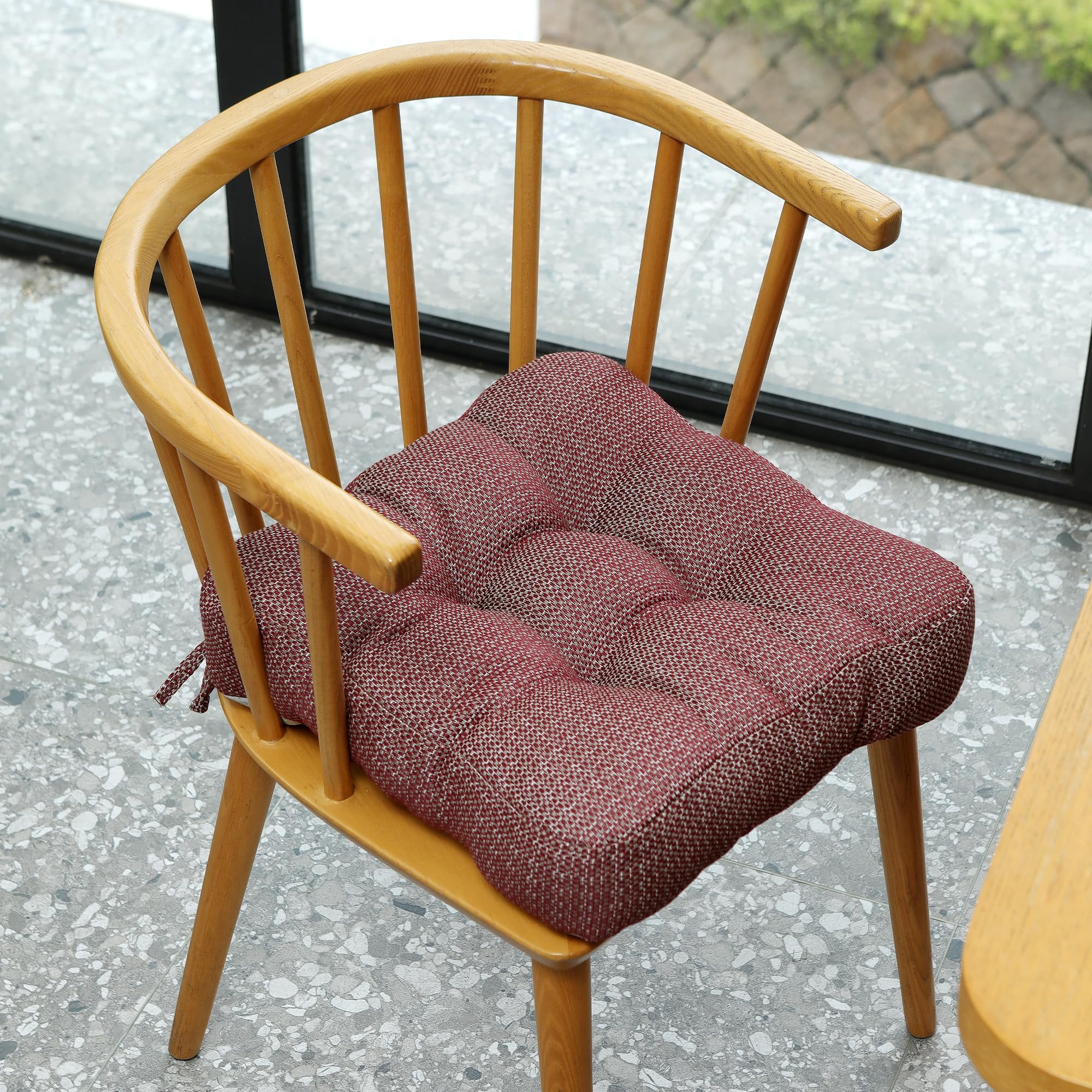 Chair Cushions for Dining Chairs Set of 2, 16.5" x 16.5" Tufted Memory Foam Seat Cushions, 3.5" Thick Olefin Fabric Kitchen Chair Pads with Ties & Non-Slip Backing, Wine Red
