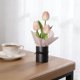 thumbnail image 1 of Decoración de plantas en maceta con flores artificiales simuladas de tulipanes – Arreglo de tulipanes en PU Negro Rosa Blanco, 10,24 pulgadas, adorno de oficina en casa sin mantenimiento, 1 of 6