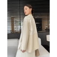 thumbnail image 4 of Chaqueta de piel auténtica vintage para mujer, tendencia 2024, diseño de bordado de jacquard con parches de alta gama, abrigo de piel de oveja con cuello alto, 4 of 5