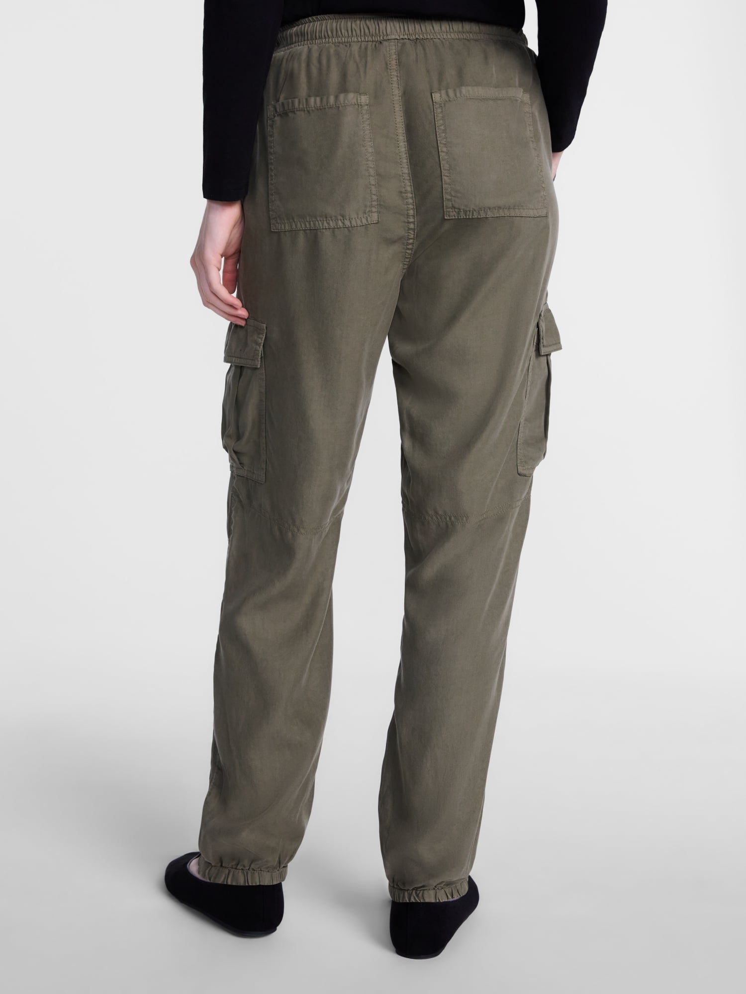 Scenario Women's Soft Fluid Cargo Joggers, 28" Inseam, Sizes XS-XXXL