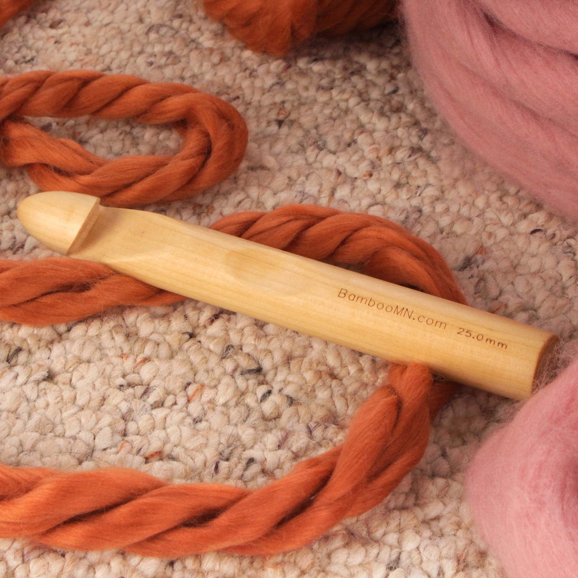 JubileeYarn Jumbo Birch Crochet Hook - US T (25mm) - Walmart.com