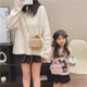 thumbnail image 5 of Bolso infantil con rombos de otoño e invierno, bolso cuadrado pequeño con hilo bordado a la moda, bolso bandolera con cadena para mujer sencillo, 5 of 6