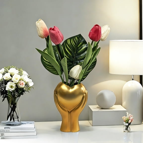 8" Golden Heart-Shaped Ornament Vase, Unique Modern Aesthetic Flowers Vase, Luxurious Gold Resin Accent for Romantic Floral Displays, Valentine's Day & Home Decorations