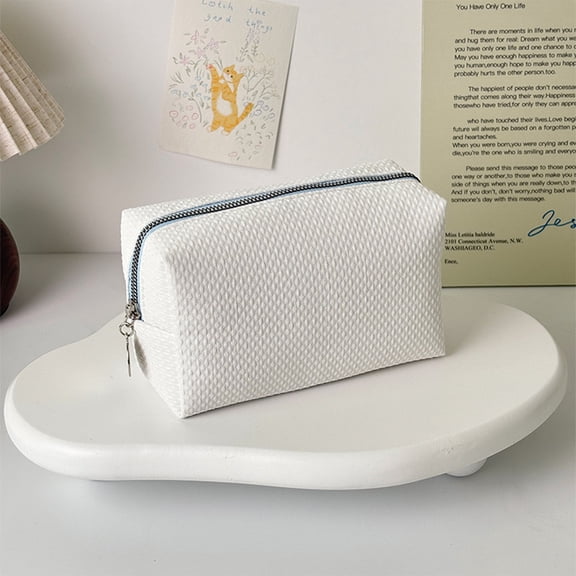 AUNVITO Waffle Makeup Bag Large Capacity Portable Travel Toiletry Pouch Cosmetic Organizer for Women Girls Daily Use and Weekend Trip Essentials