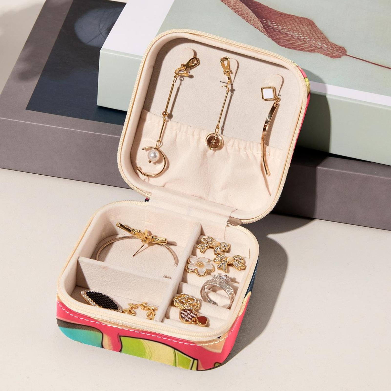 PhooArto Small Jewellery Box, Mystical Skull Mushrooms Portable Travel Mini Jewelry Case for Women Leather Ring Organizer
