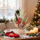 thumbnail image 5 of Árboles De Plástico Árbol De Navidad Artificial De 30cm Para Escritorio, Con Piñas De Frutos Rojos Y Base De Arpillera Para Decoración De Escritorio De Estilo Rústico (1 Unidad) Rkxzt, 5 of 7