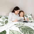 thumbnail image 5 of Manfei Green Leaves 3-Piece Full Size Comforter Sets for Teens Female Men,Botanical Plants Bedding Comforter Set,Nature Tree Lightweight Bedding Sets,Lightweight Room Decor,Reversible, 5 of 8