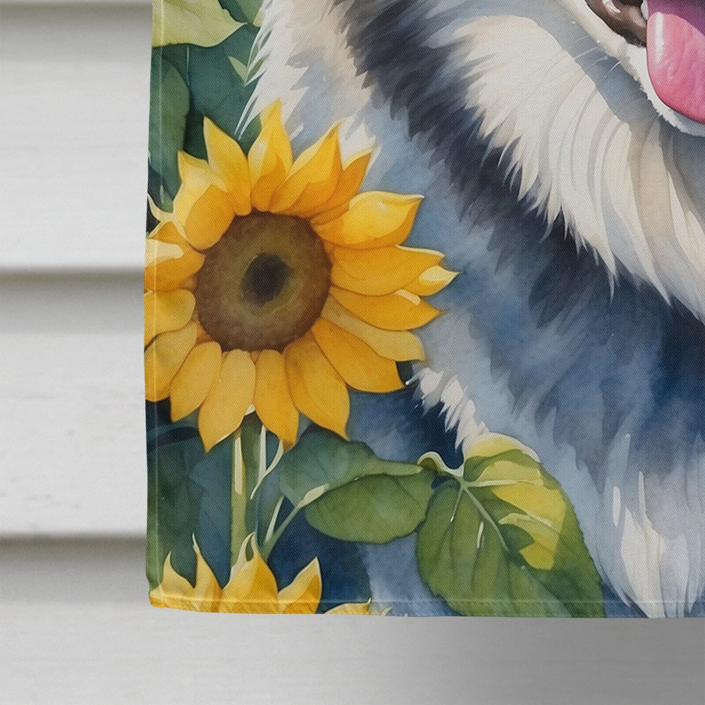 Caroline's Treasures DAC6005CHF Alaskan Malamute in Sunflowers House Flag Large Porch Sleeve Pole Decorative Outside Yard Banner Artwork Wall Hanging, Polyester, House Size, Multicolor