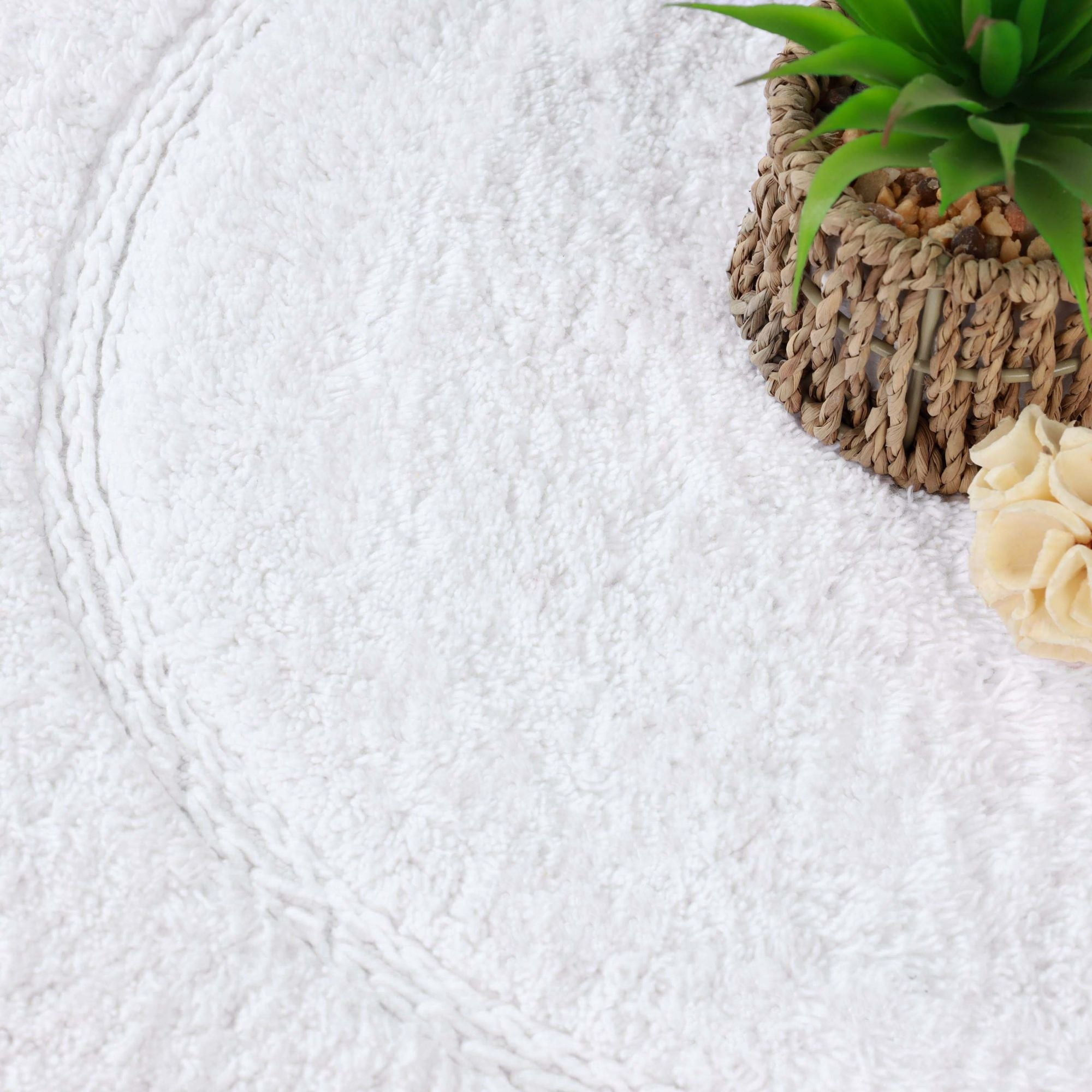 Superior Oval Bordered Cotton Washable Non-Slip Bath Rug, Runner Size, White
